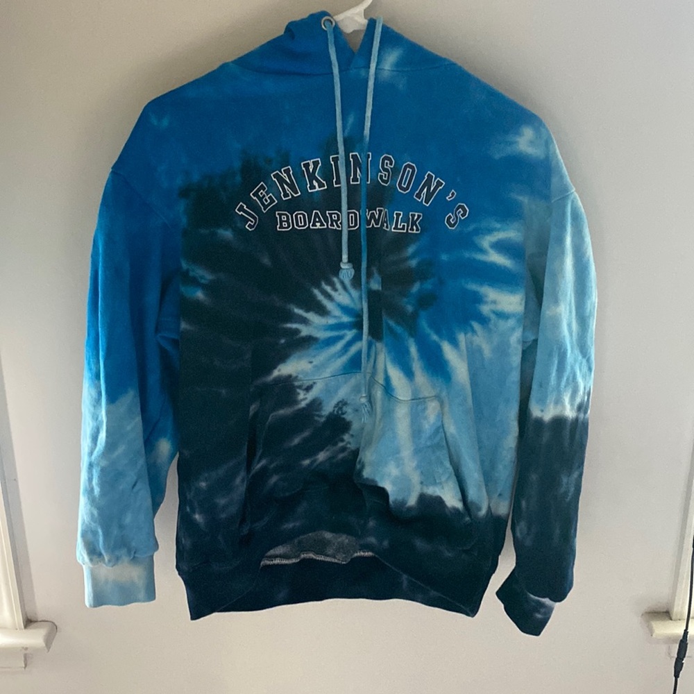 Tie dye jenkinson boardwalk